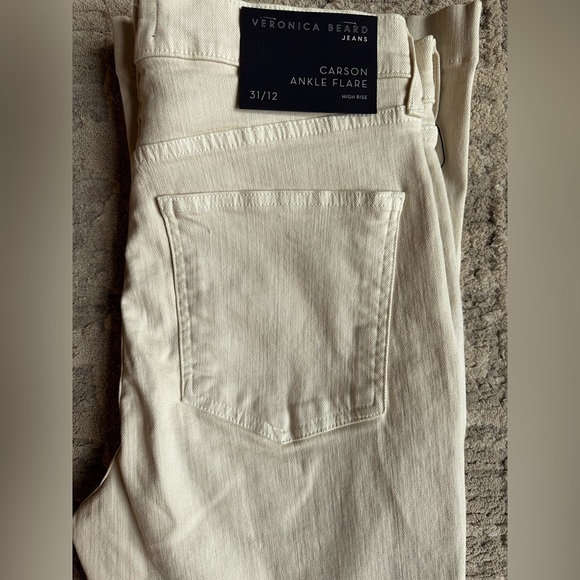 NWT Veronica Beard Carson High Rise Ankle Flare Jeans in Ecru‎ Size 31 - Picture 9 of 11